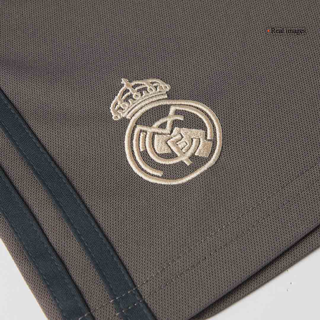 Pantalón cortos de la tercera equipación del Real Madrid