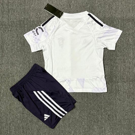 Camiseta de visitante del Manchester United para niños 25/26