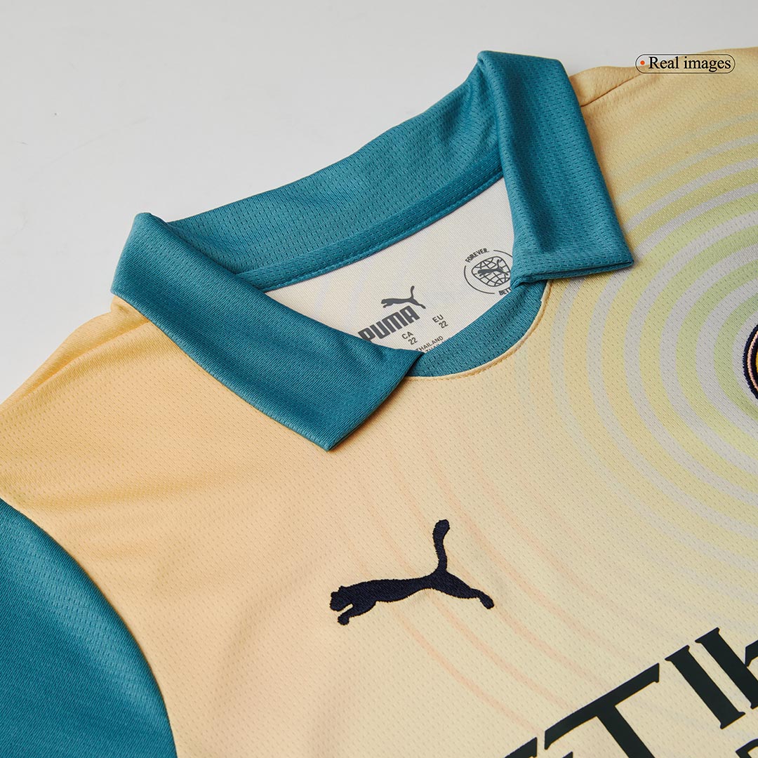 Kit de fútbol infantil del Manchester City (4.ª equipación visitante, "Definitely City") (Kit y pantalón corto) 2024/25