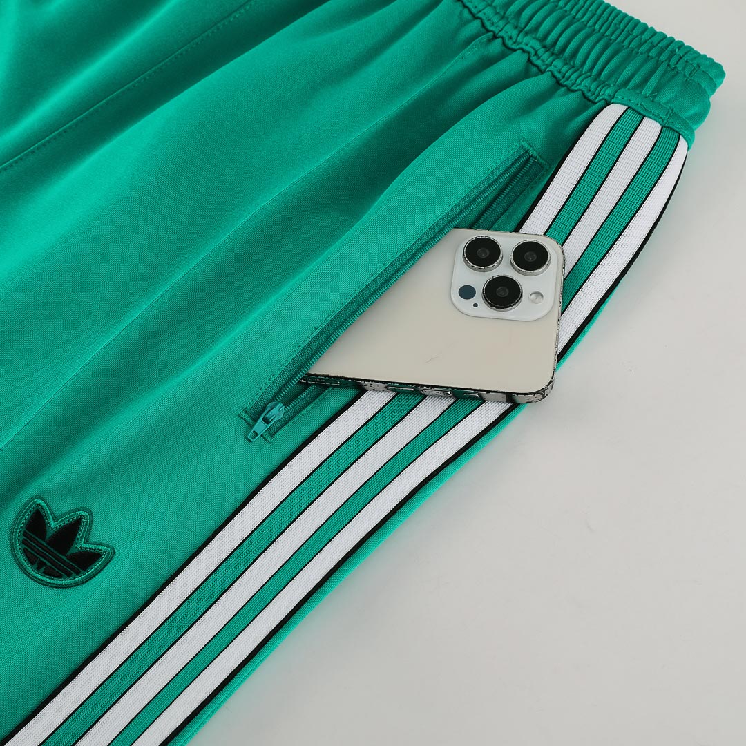 Kit de entrenamiento del Liverpool 2025/26 (Chaqueta + Pantalones)
