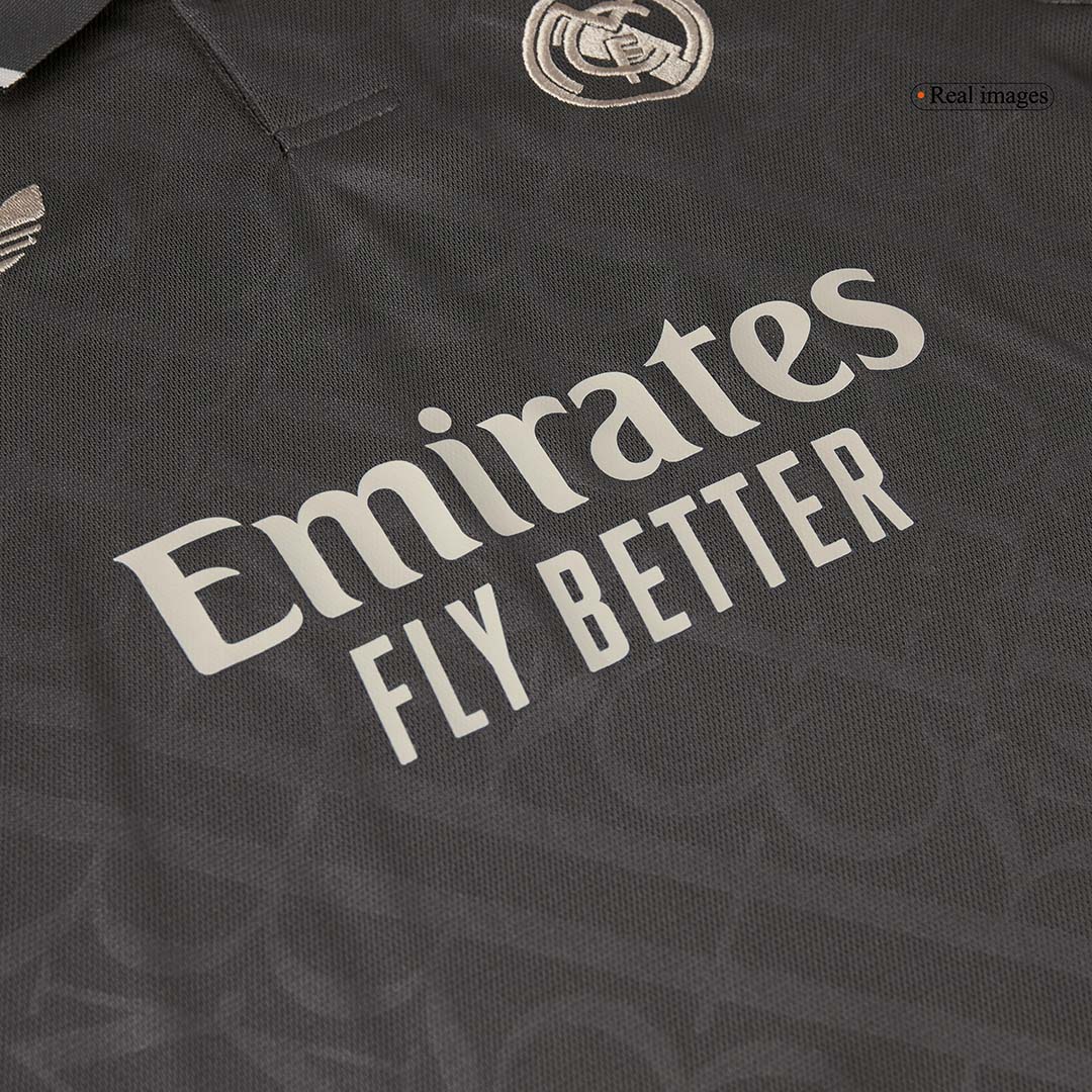 Kit de camiseta de fútbol de la tercera equipación del Real Madrid para niños