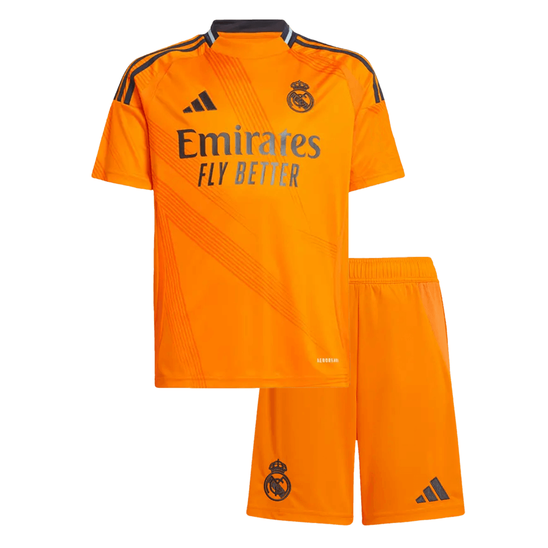 Kit de camiseta de fútbol visitante del Real Madrid para niños