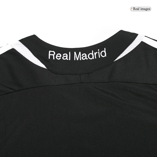 Camiseta de fútbol vintage del Real Madrid BECKHAM #23 Visitante 2006/07
