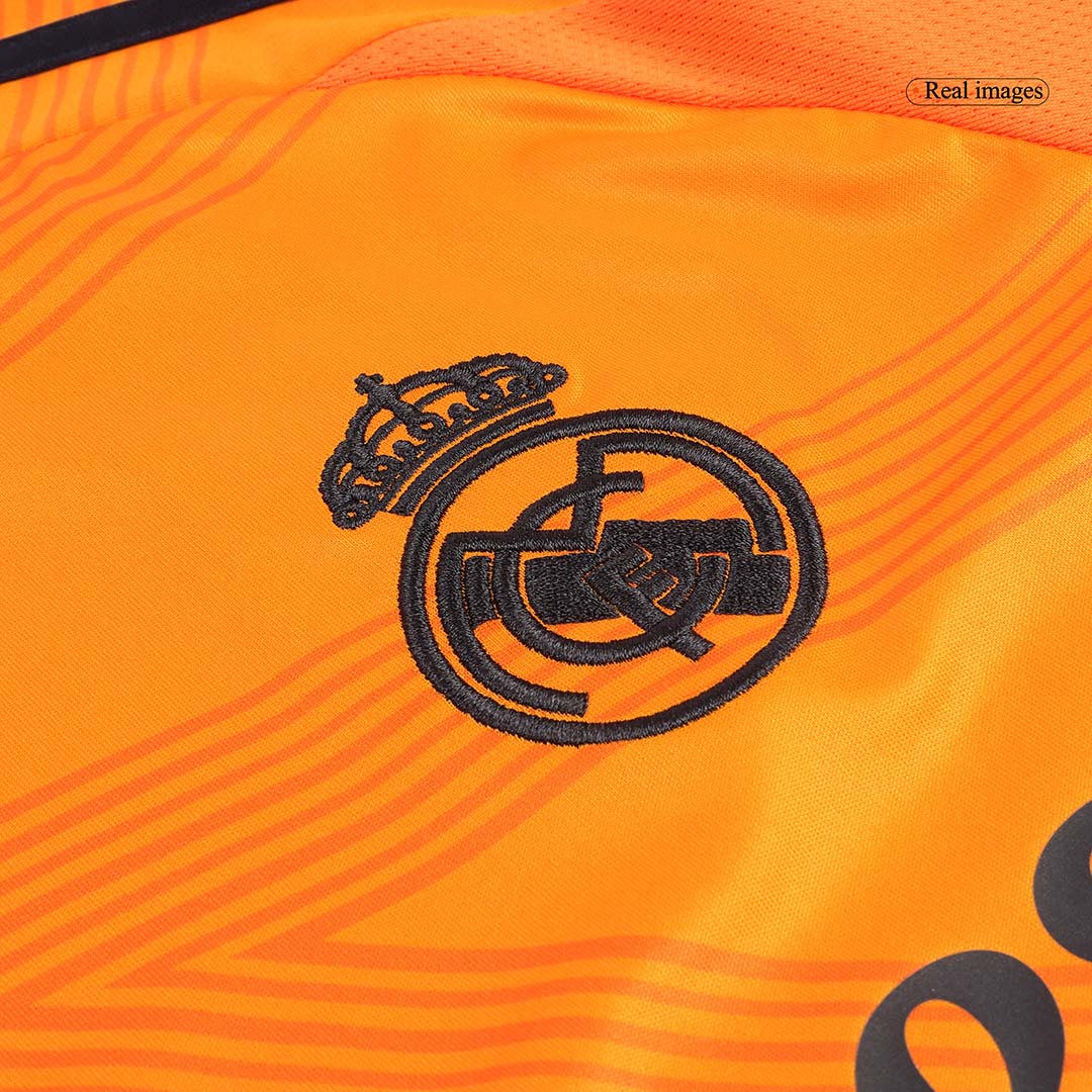 Camiseta de visitante del Real Madrid MBAPPÉ #9 - Fuente Bear Champ