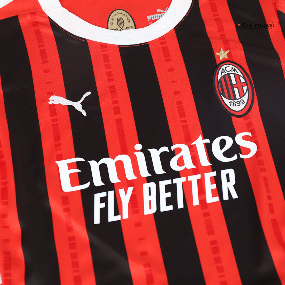 Kit de fútbol local del AC Milan para niño (Kit y pantalón corto) 2024/25