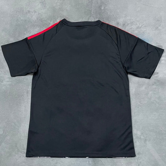 Camiseta negra especial de anime japonés 25/26