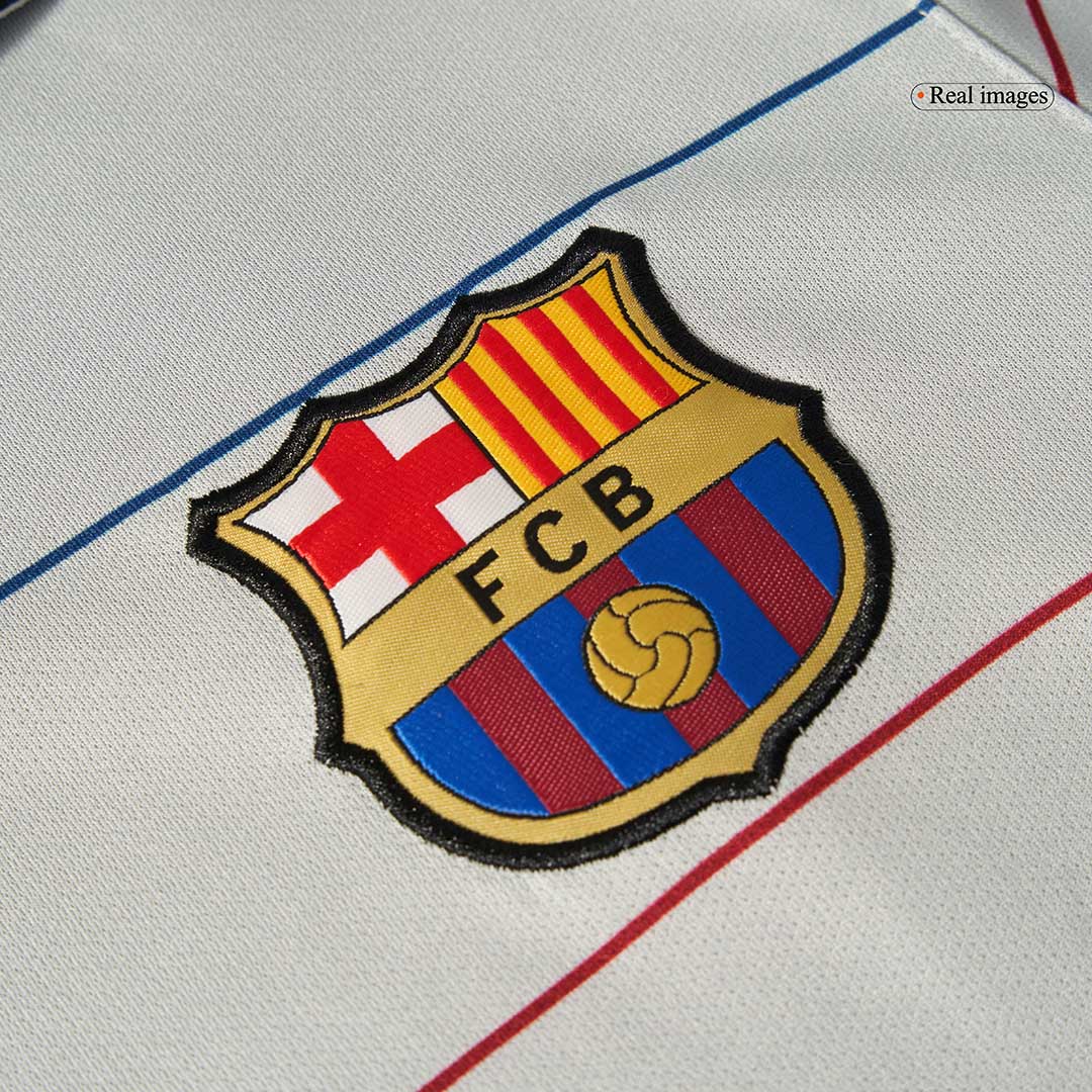 Camiseta retro de fútbol visitante del Barcelona 2003/04