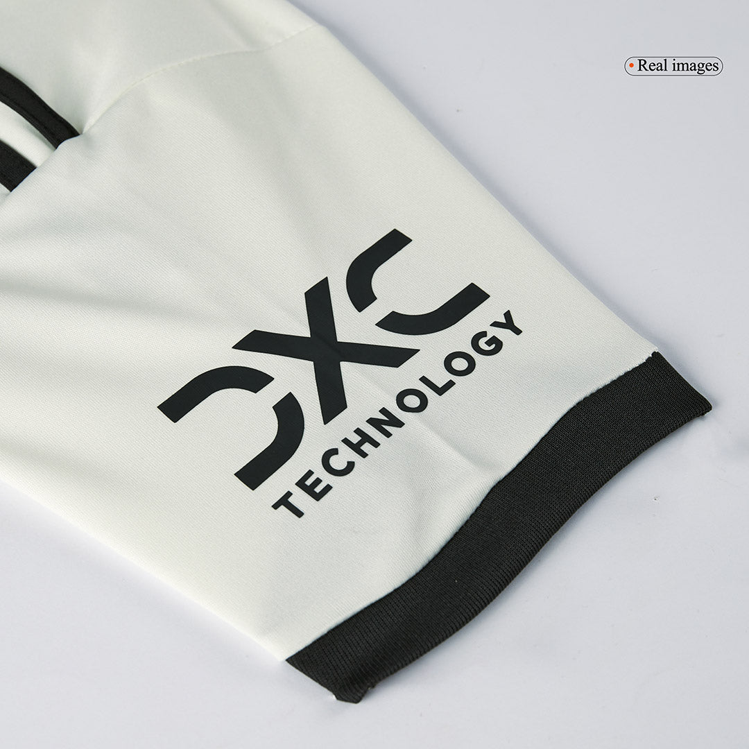 Kit de fútbol infantil de visitante del Manchester United (Kit y pantalón corto)