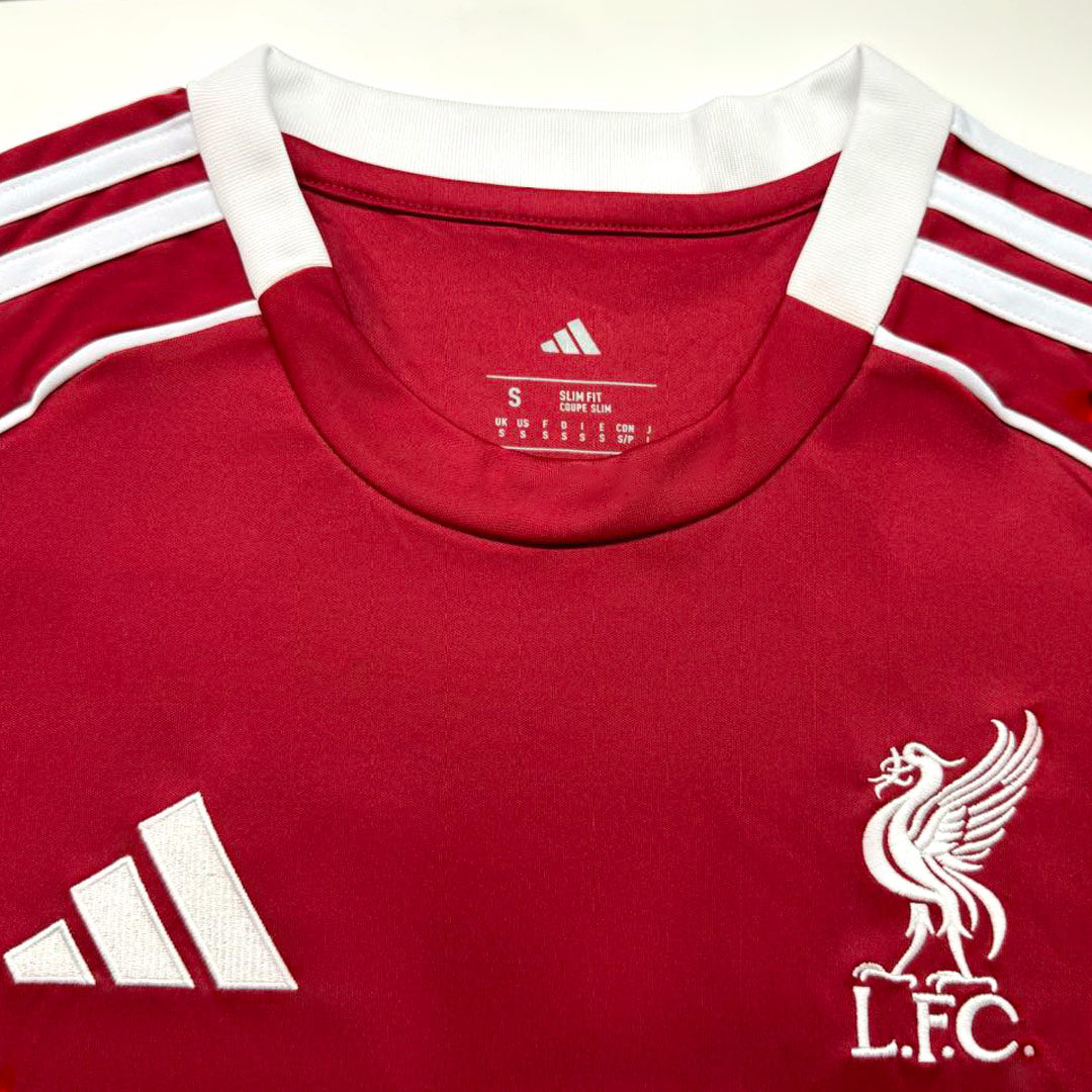 Camiseta de fútbol local del Liverpool 2025/26 roja