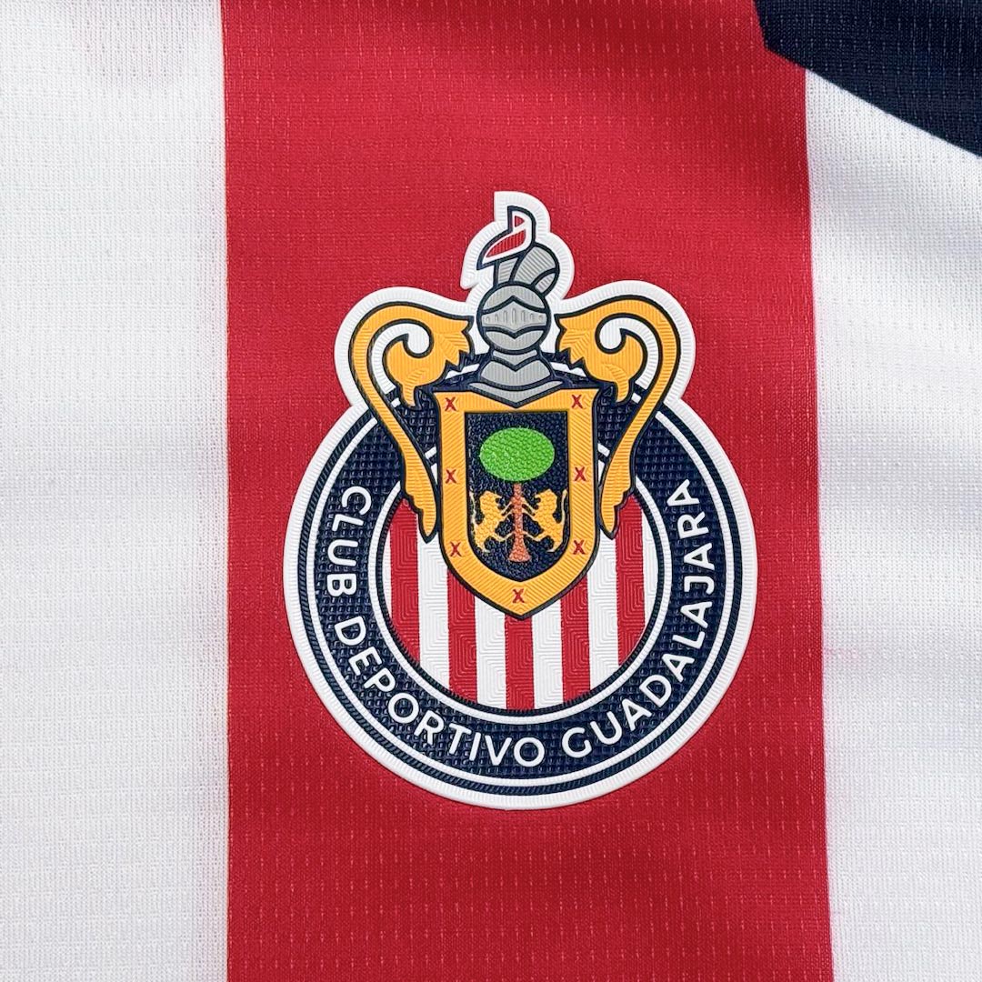 Camiseta de fútbol local de Chivas 2025/26 roja y blanca