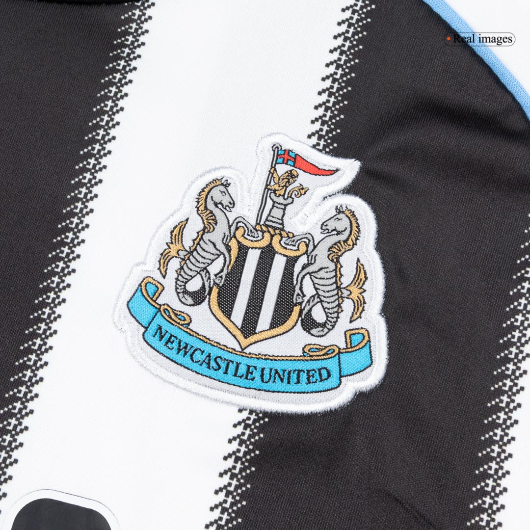 Kit de fútbol local del Newcastle United para niños (Kit y pantalón corto) 2025/26