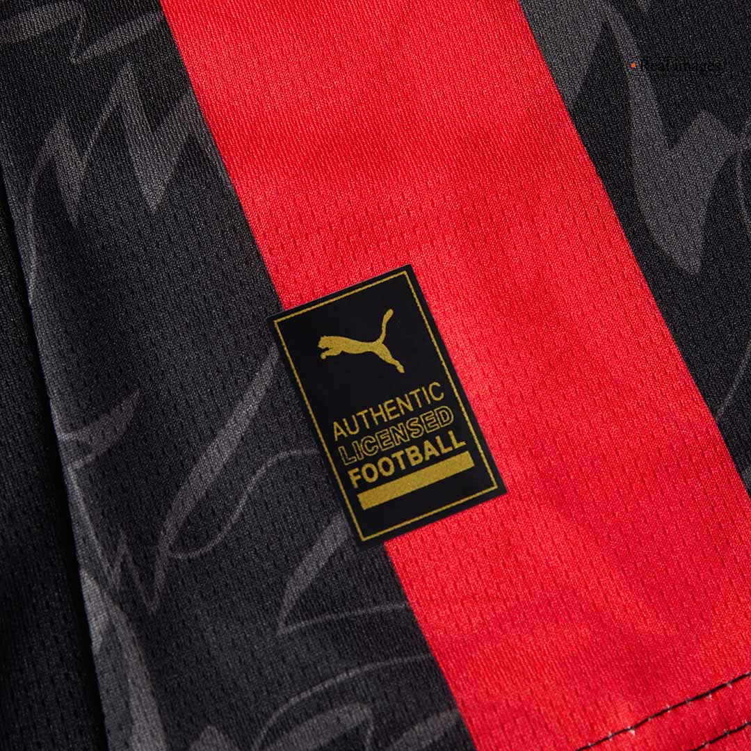 Kit de camiseta de fútbol local del AC Milan (camiseta, pantalones cortos y calcetines) 2025/26