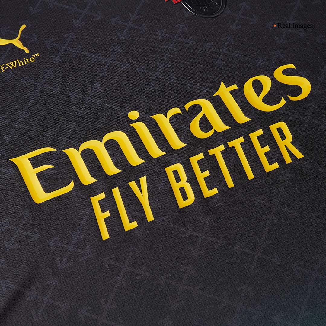 Kit de fútbol visitante del AC Milan (Kit y pantalón corto) 2024/25, verde y negro