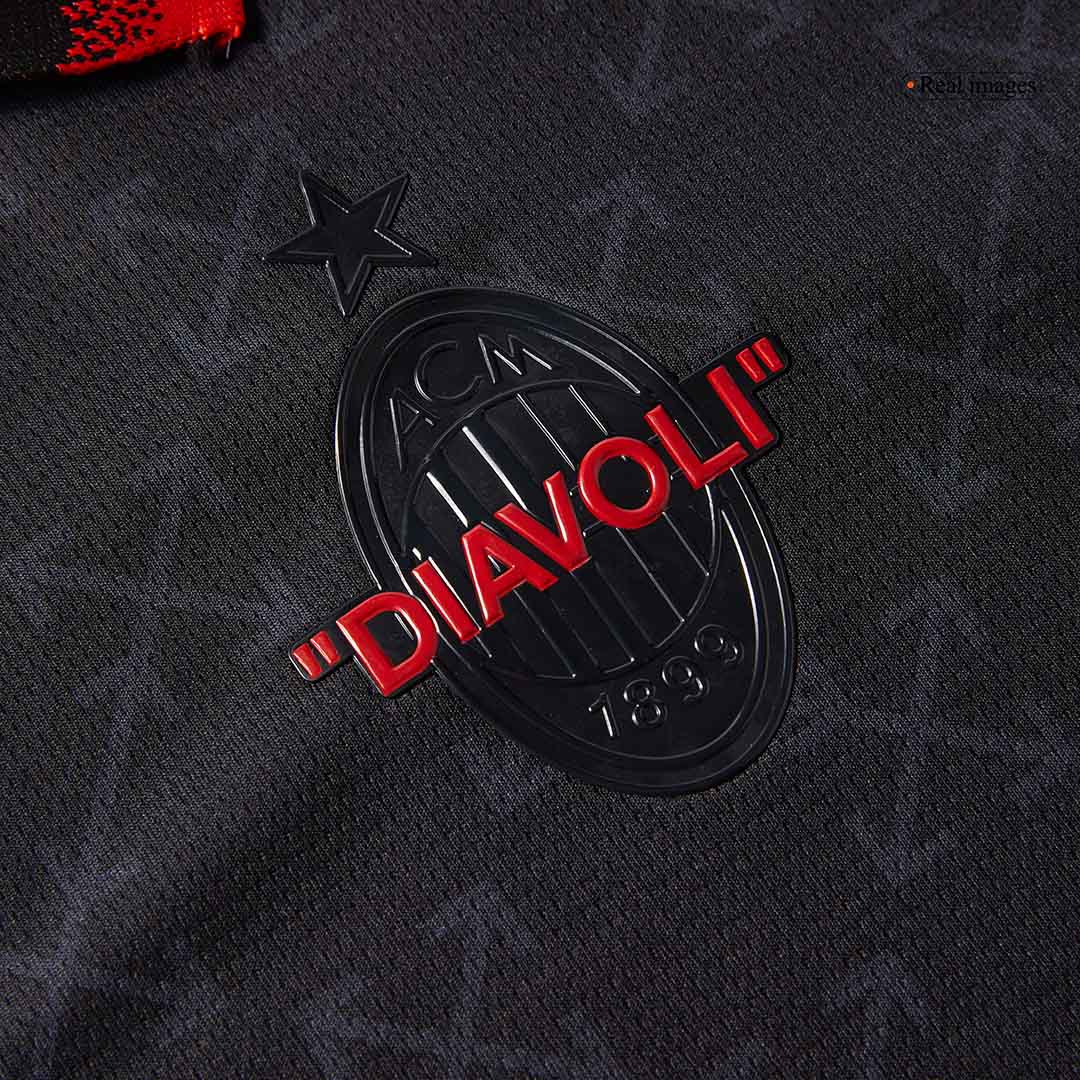 Kit de fútbol visitante del AC Milan (Kit y pantalón corto) 2024/25, verde y negro