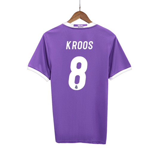 Camiseta de fútbol vintage de visitante del Real Madrid Kroos #8 2016/17