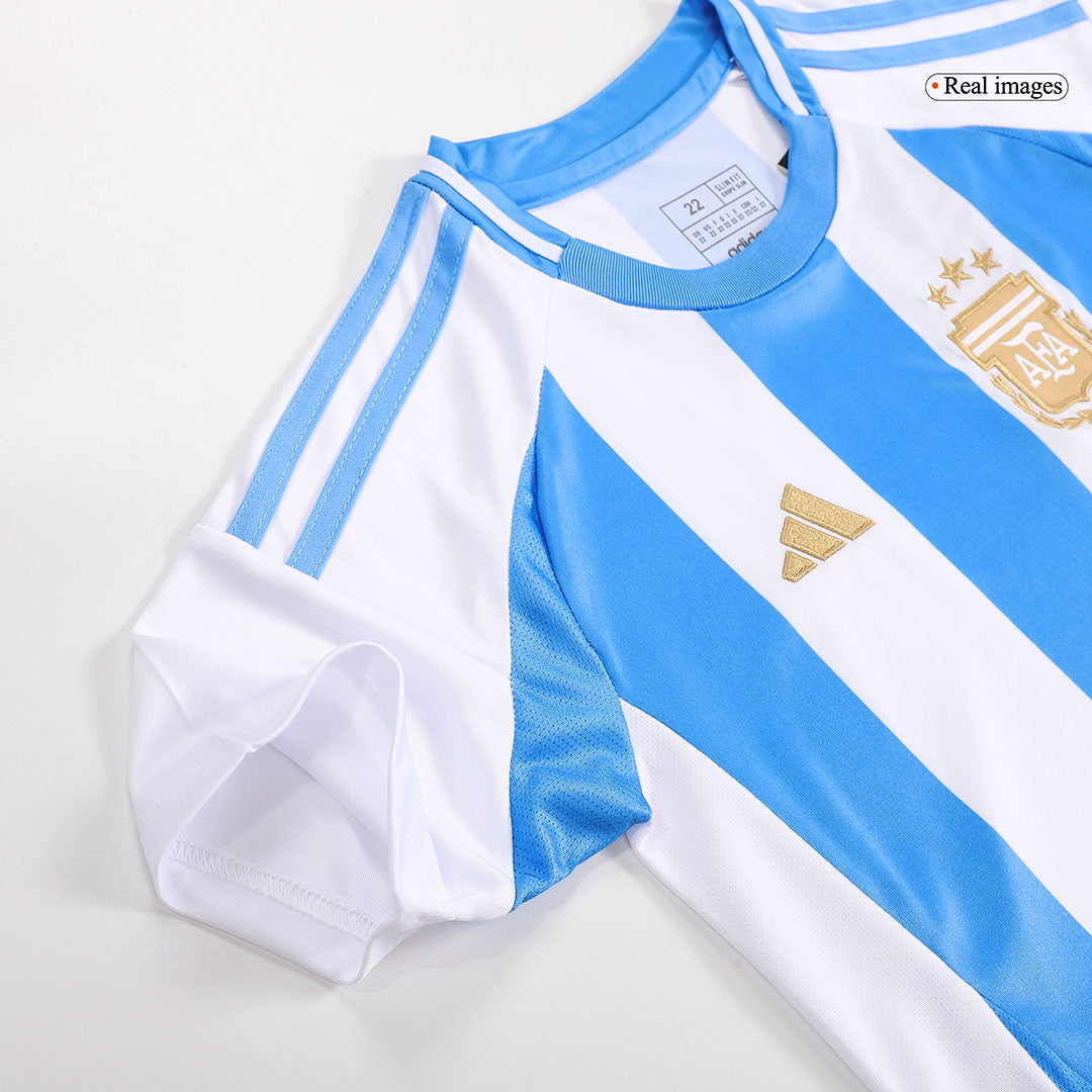 Kit de camiseta de fútbol local de Argentina para niños (camiseta, pantalón corto y medias) 2024