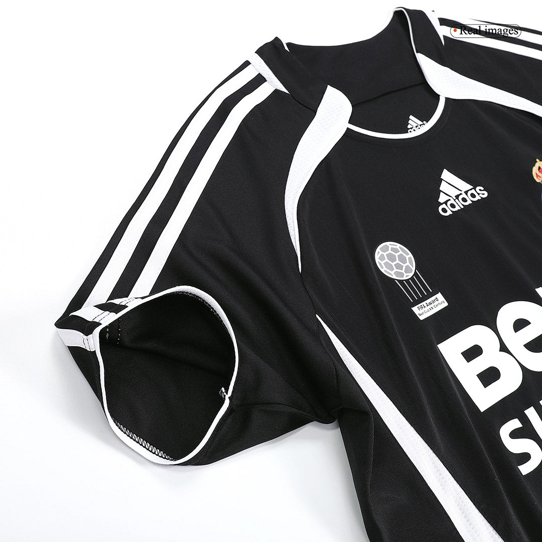 Camiseta de fútbol vintage del Real Madrid SERGIO RAMOS #4 Visitante 2006/07