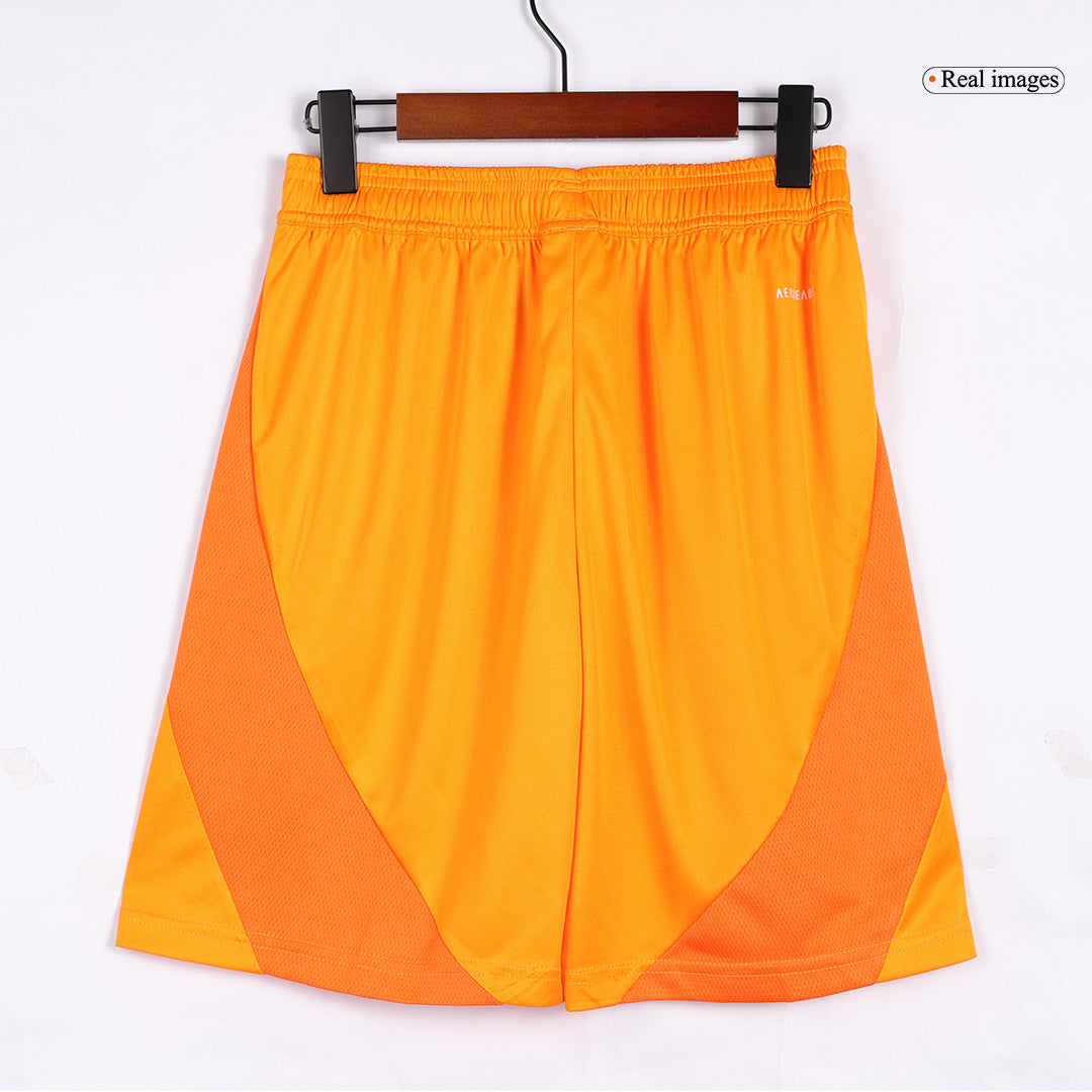 Pantalón cortos de visitante del Real Madrid