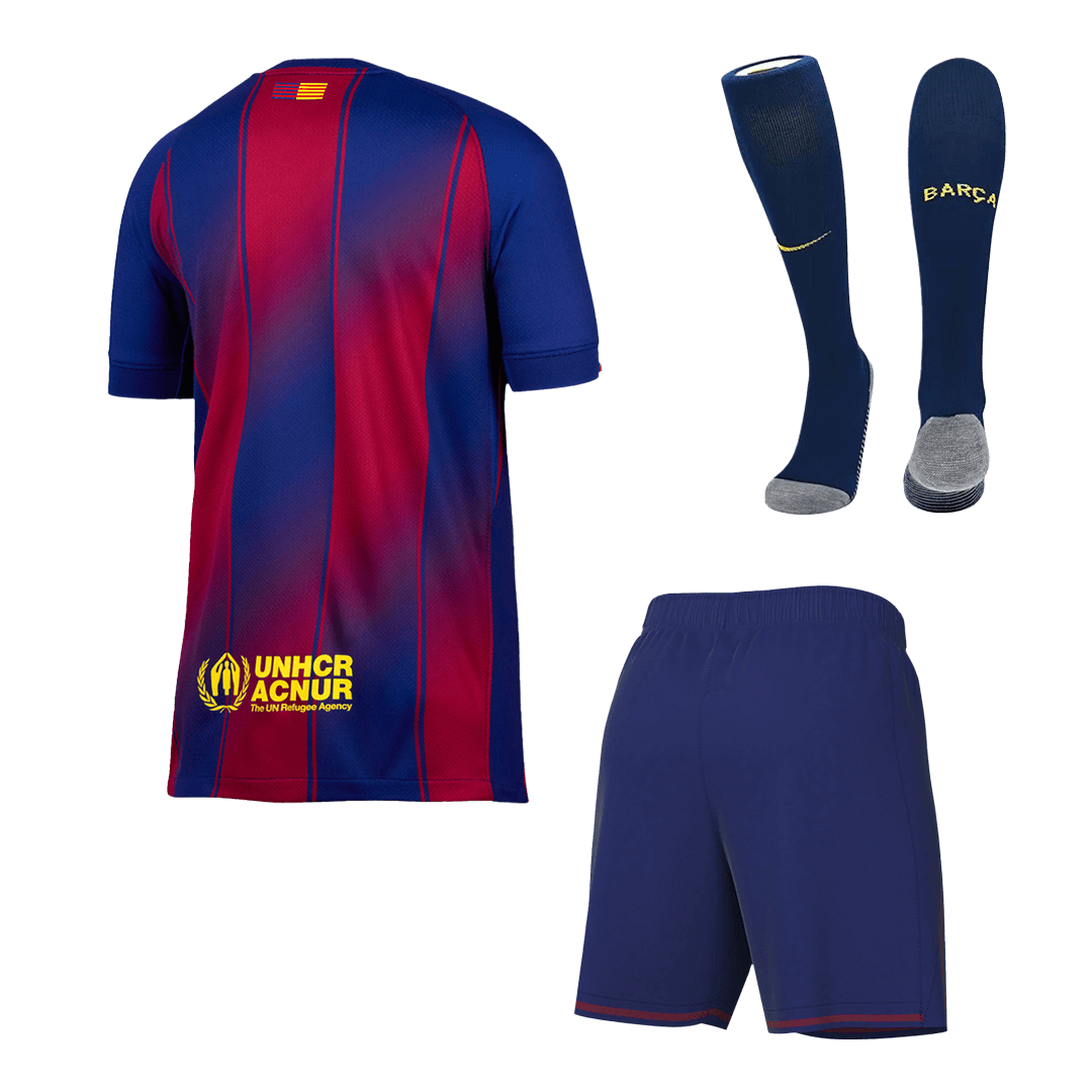 Kit de fútbol local del Barcelona para niños (camiseta, pantalón corto y calcetines) 2025/26 (rojo y azul)