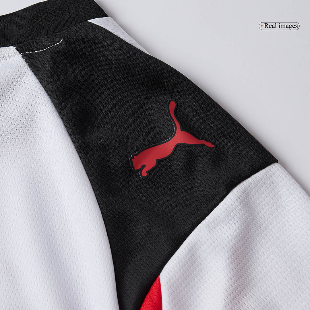 Kit de visitante del AC Milan (Kit, pantalón corto y medias) 2025/26