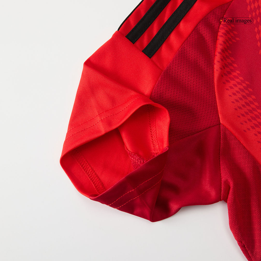 Kit de fútbol local del Bayern Múnich para niño (camiseta y pantalones cortos), color rojo
