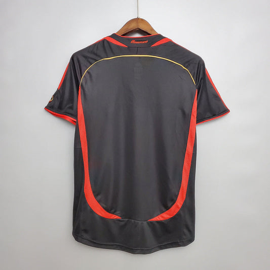 Tercera camiseta del AC Milan Retro 2006