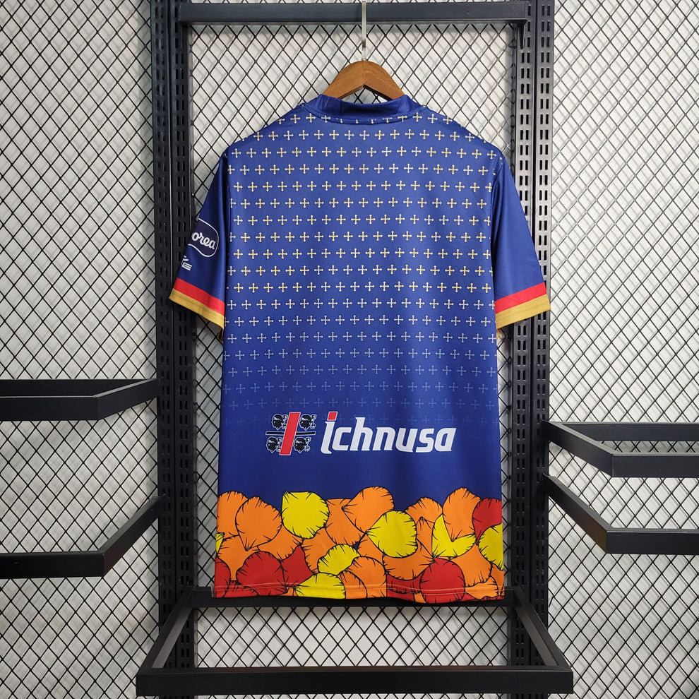 Camiseta del Cagliari 2023-2024