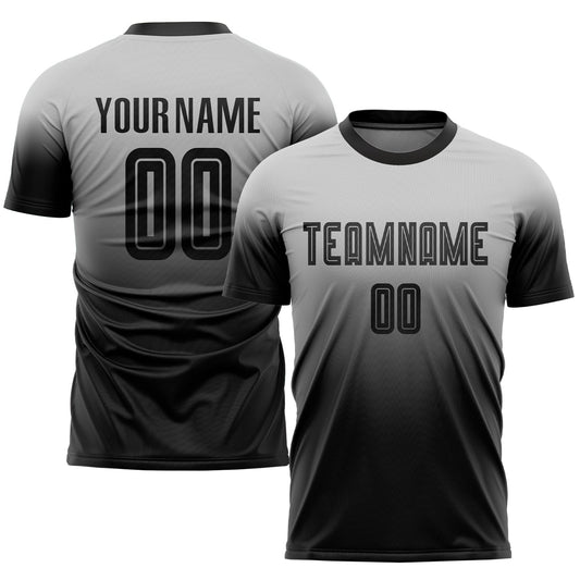 Camiseta de fútbol personalizada con sublimación en gris y negro con efecto desteñido
