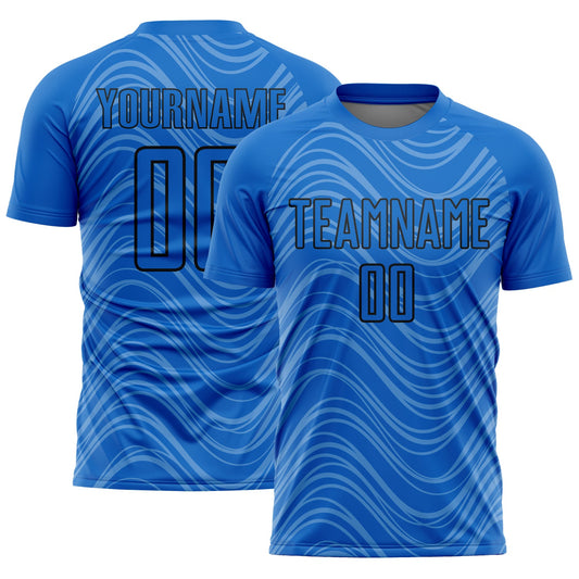 Camiseta de fútbol personalizada con sublimación de líneas onduladas en azul cielo y negro