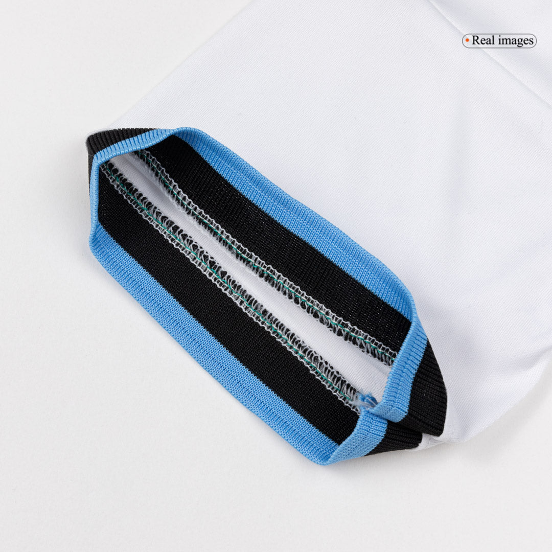 Kit de camiseta de fútbol local de Argentina para niños (camiseta, pantalón corto y medias) 2025/26