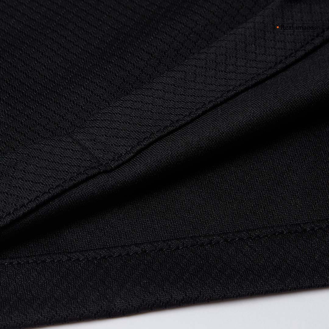 Kit de camiseta de fútbol local del Inter de Milán (camiseta, pantalón corto y medias) 2025/26