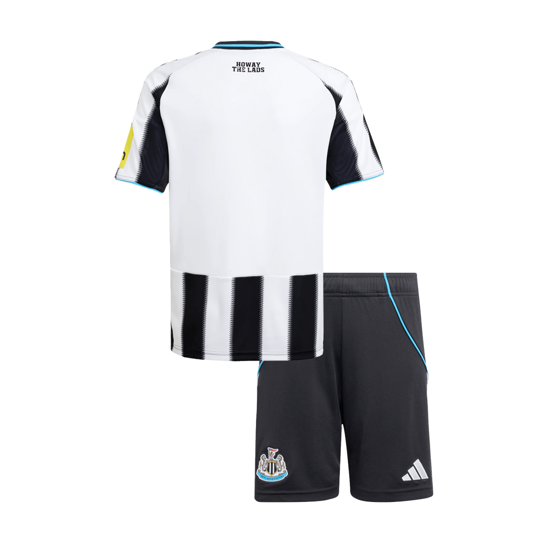 Kit de fútbol local del Newcastle United para niños (Kit y pantalón corto) 2025/26