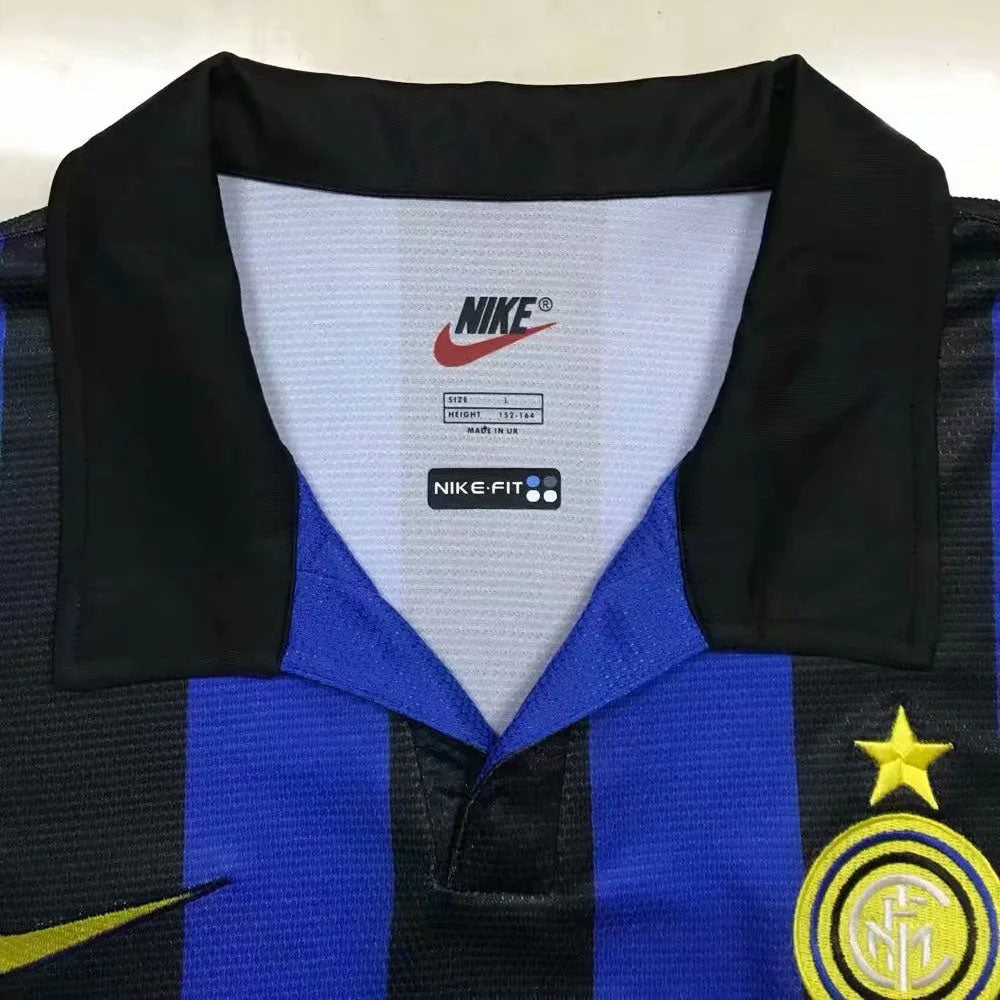 Camiseta retro de fútbol local del Inter de Milán 1998/99