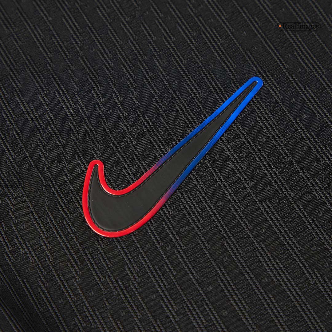 Camiseta de fútbol visitante auténtica del Barcelona 2024/25