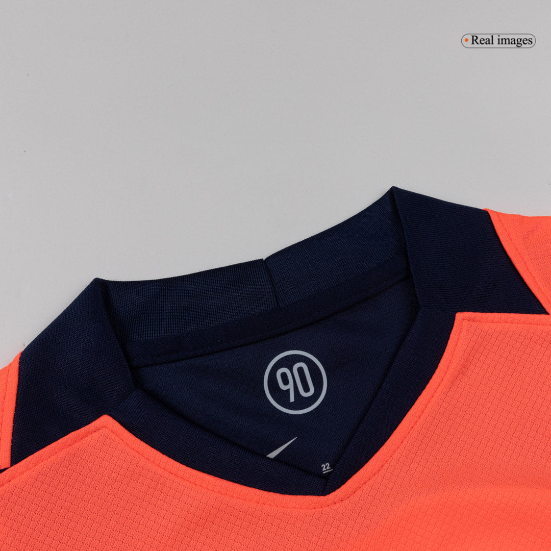 Kit de fútbol infantil de visitante del Barcelona (camiseta, pantalón corto y medias) 2025/26