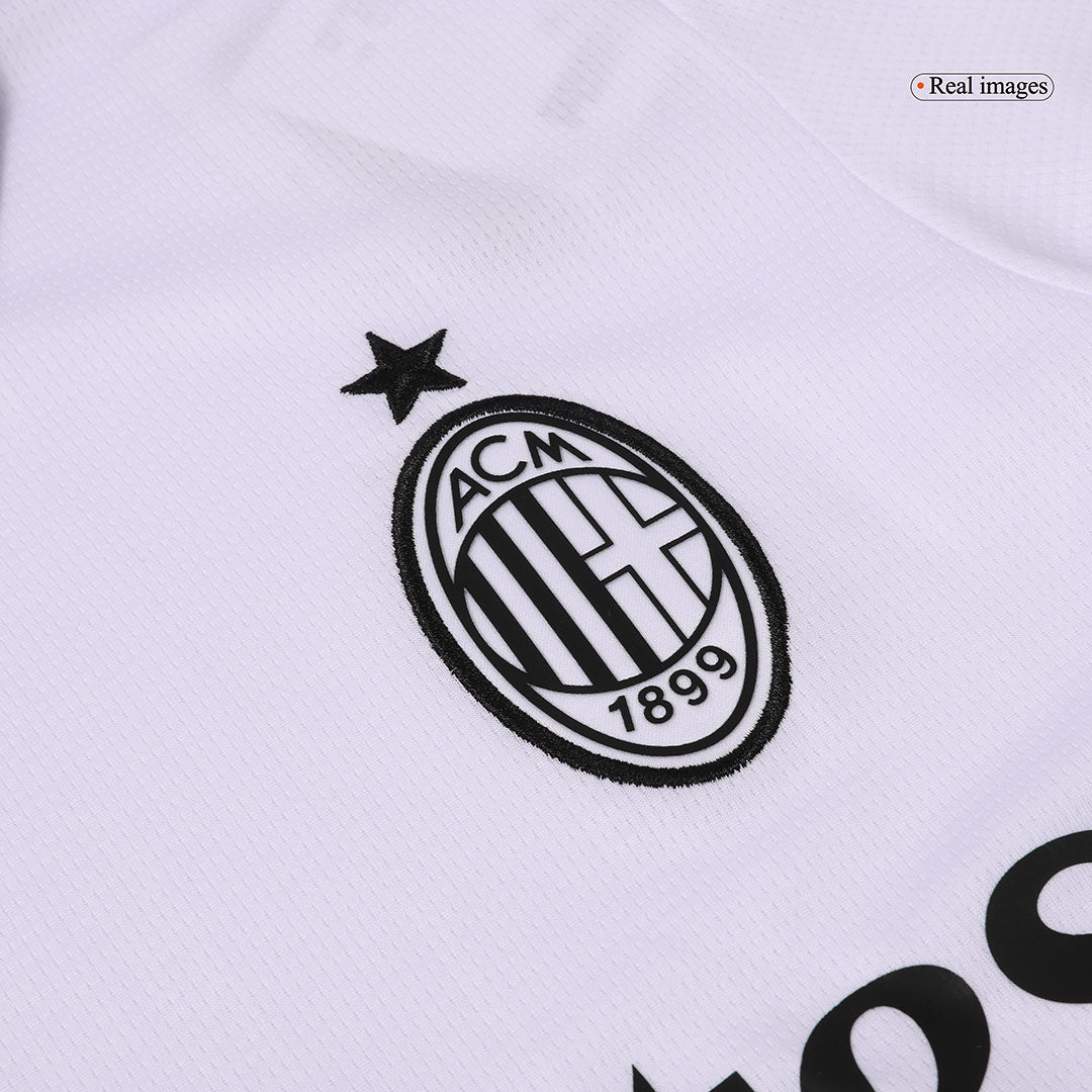 Camiseta de fútbol visitante del AC Milan PULISIC #11