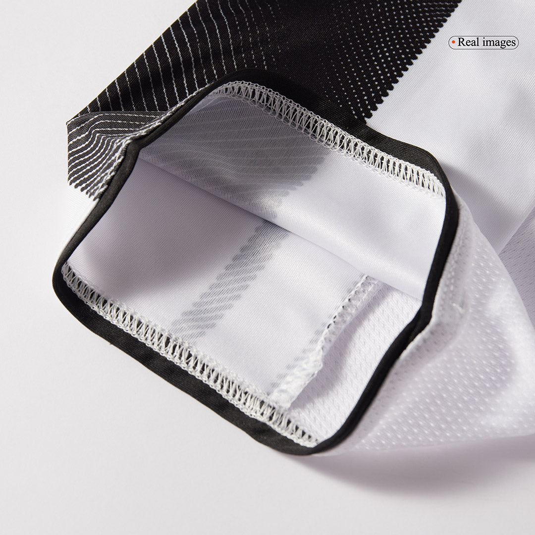 Kit de camiseta de fútbol local de la Juventus (camiseta, pantalones cortos y calcetines) 2025/26