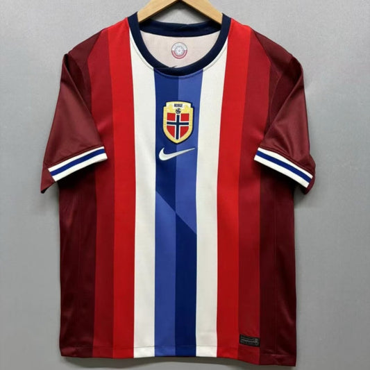 Camiseta local de Noruega 24/25