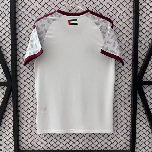 Camiseta local de los Emiratos Árabes Unidos