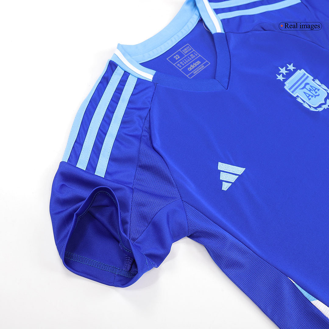 Kit de camiseta de visitante de Argentina para niños (camiseta, pantalón corto y medias) 2024