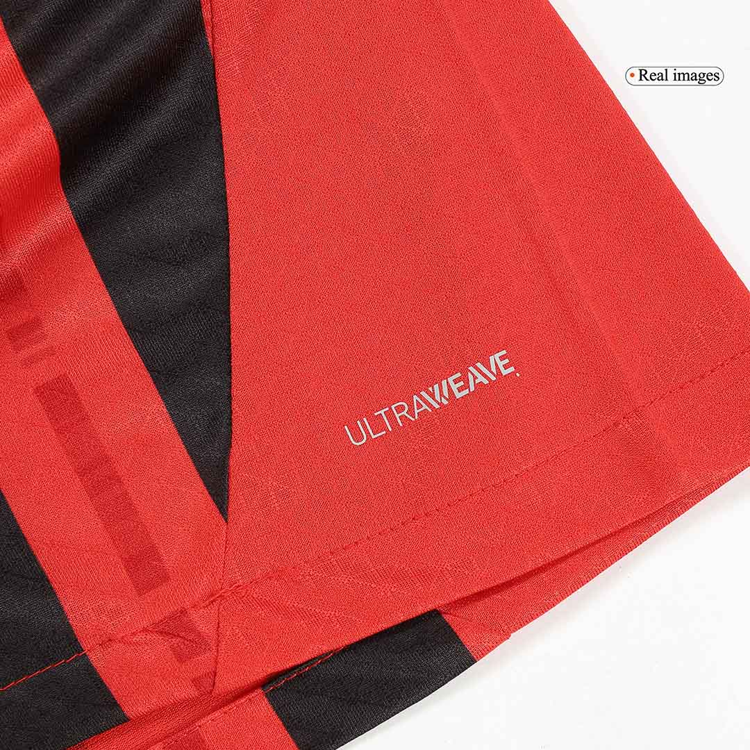 Camiseta de fútbol local auténtica del AC Milan 2024/25
