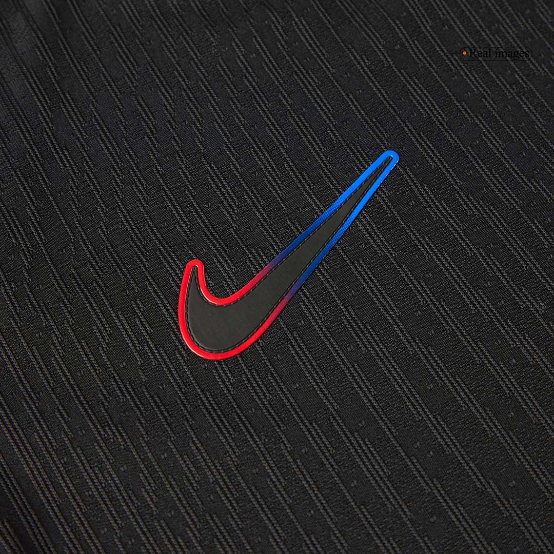 Camiseta de fútbol visitante auténtica del Barcelona x Travis Scott 2024/25, negra