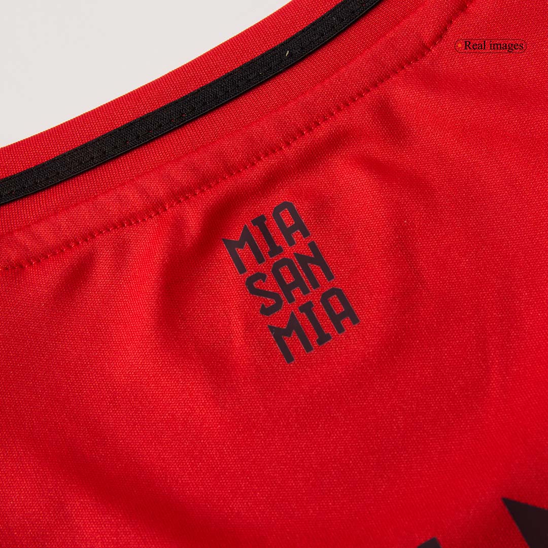 Kit de fútbol local del Bayern Múnich para niño (camiseta y pantalones cortos), color rojo