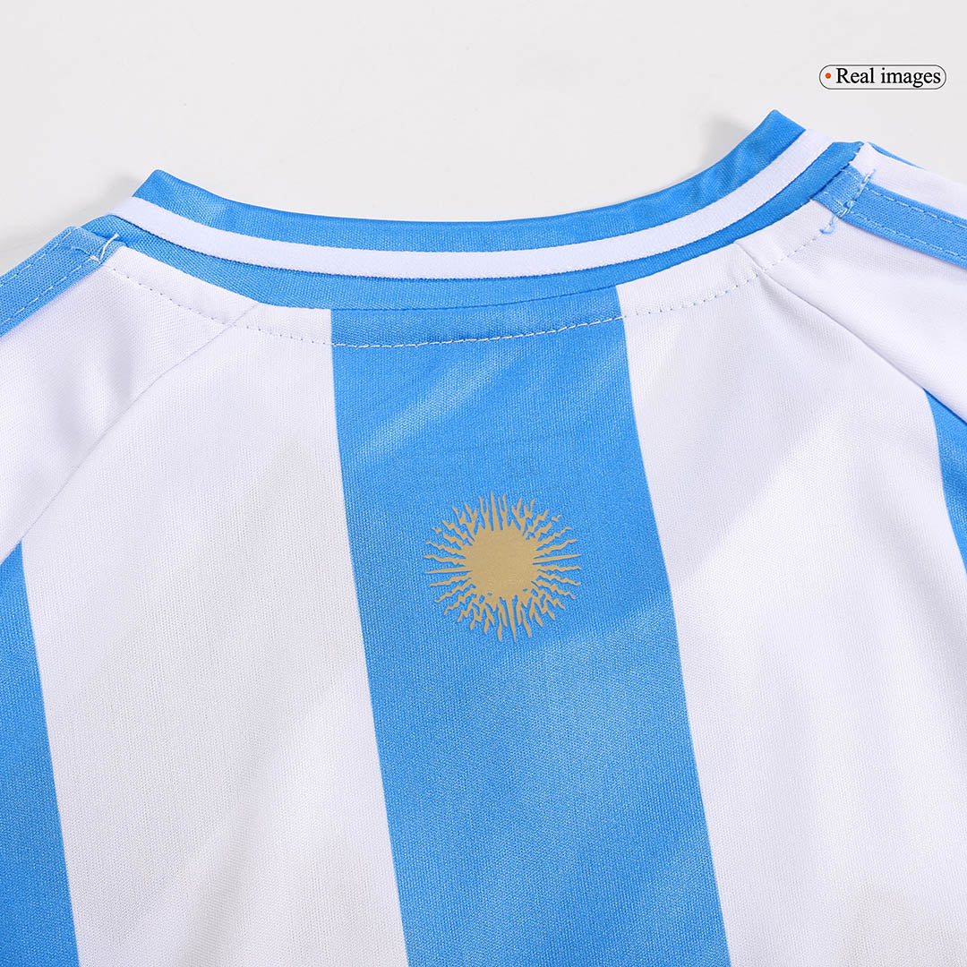 Kit de camiseta local de Argentina para niños (camiseta, pantalón corto y medias) Copa América 2024
