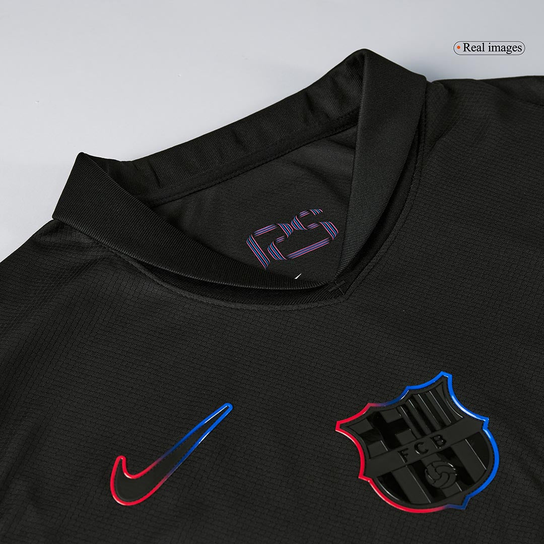 Kit de visitante del Barcelona (Kit y pantalón corto) 2024/25