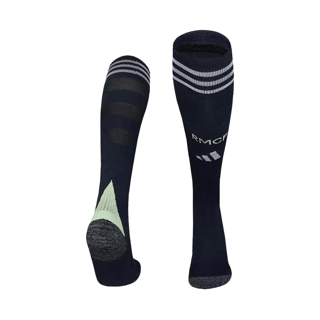 Kit de camiseta de fútbol visitante del Real Madrid 2025/26