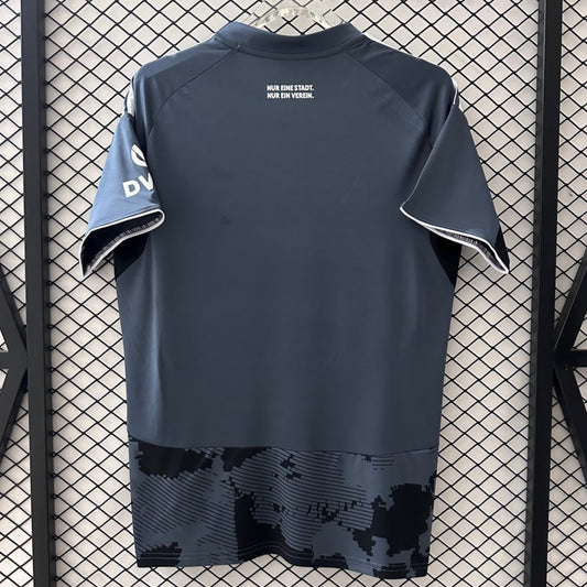 Camiseta Eintracht Frankfurt Tercera 25/26