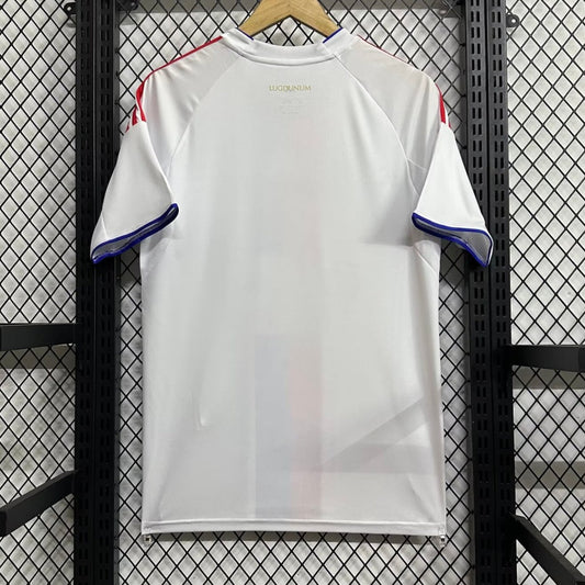 Camiseta local del Lyon 25/26