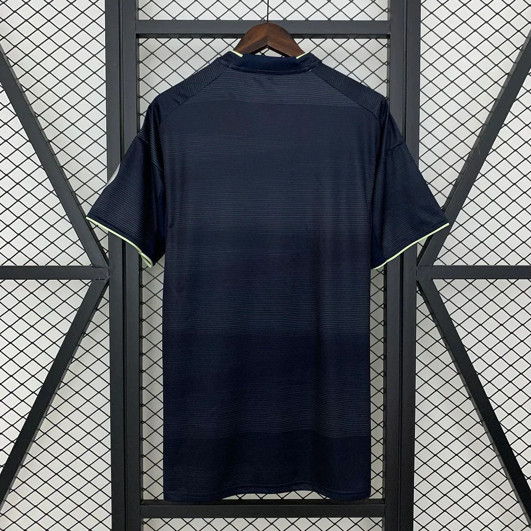 Camiseta visitante del Real Madrid 25/26