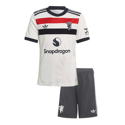 Kit de fútbol infantil de visitante del Manchester United (Kit y pantalón corto)